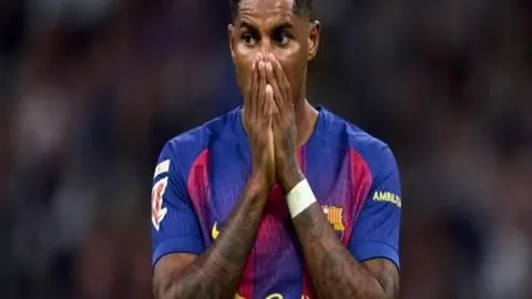 巴黎与穆阿尼口头协商，法兰克福教练接获多份报价纷至沓来